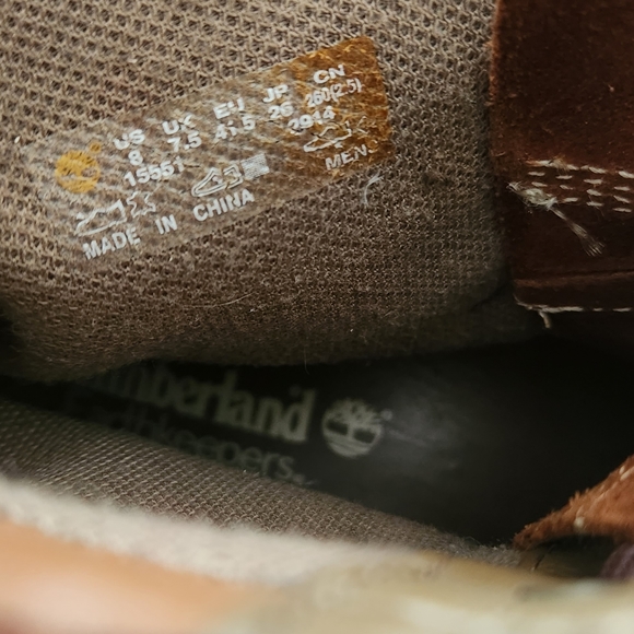 Men's Ultra Soft Leather Timberland Hiking Boots - Picture 11 of 13